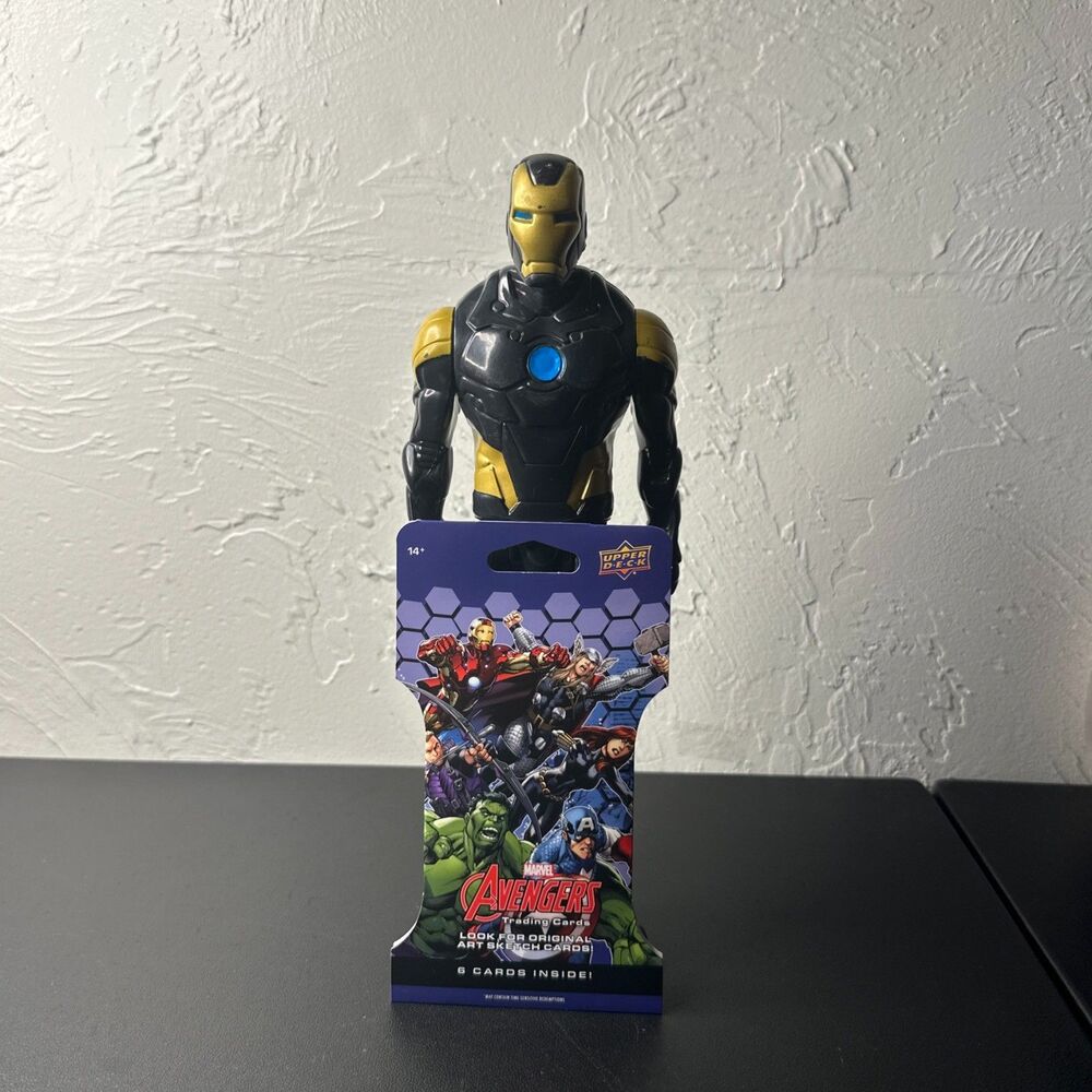 Hasbro Marvel Titan Hero Series Iron Man Figure, "Bunker Buster" w/ Marvel Cards